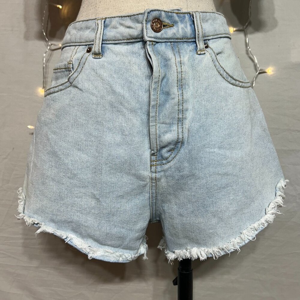 Women’s Size 8 Wild Fable High Rise Shorts